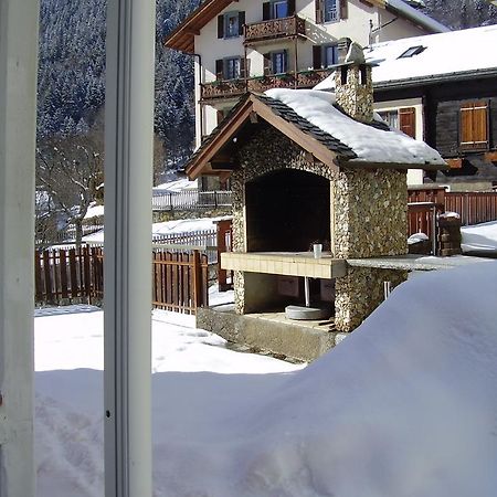 Hotel Les Alpes Finhaut Exterior foto