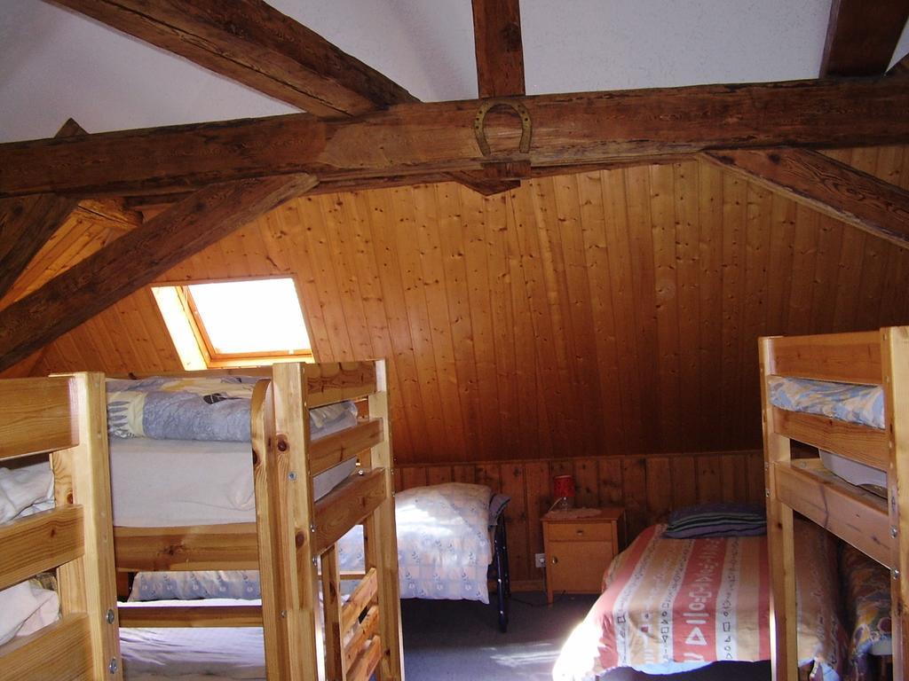 Hotel Les Alpes Finhaut Zimmer foto